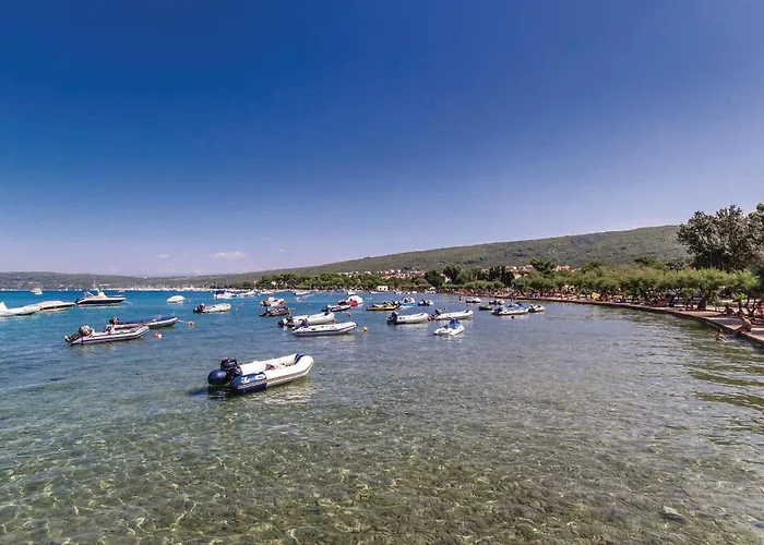 Сasa de vacaciones In With House Sea View
