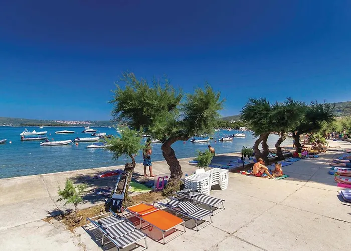 Сasa de vacaciones In With House Sea View Kornić