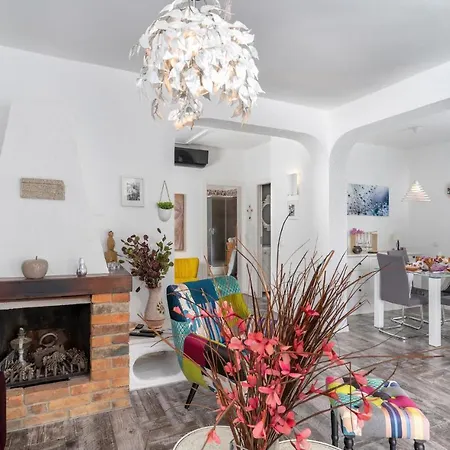 Nice Home In Kornic With House Sea View Holiday home *