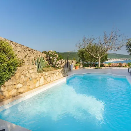Nice Home In Kornic With House Sea View Kornic