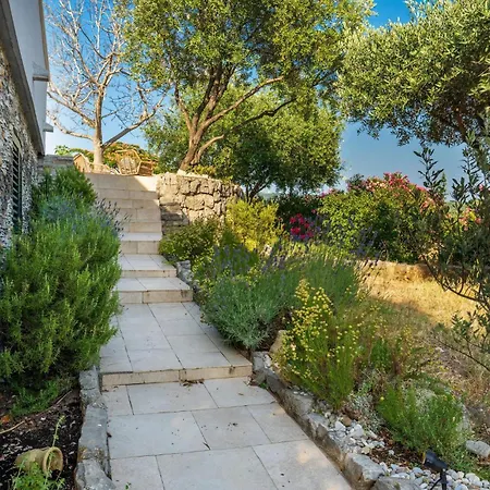 In With House Sea View *